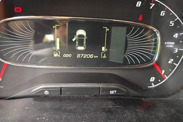 Used Baojun 510 2017 1.5L Manual Luxury Model Odometer Close Up