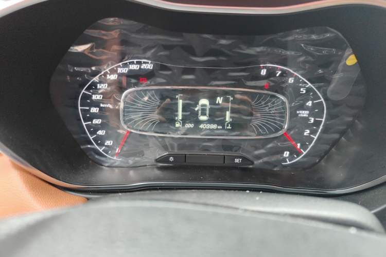 Used Baojun 510 2017 1.5L Automatic Luxury Model Odometer Close Up