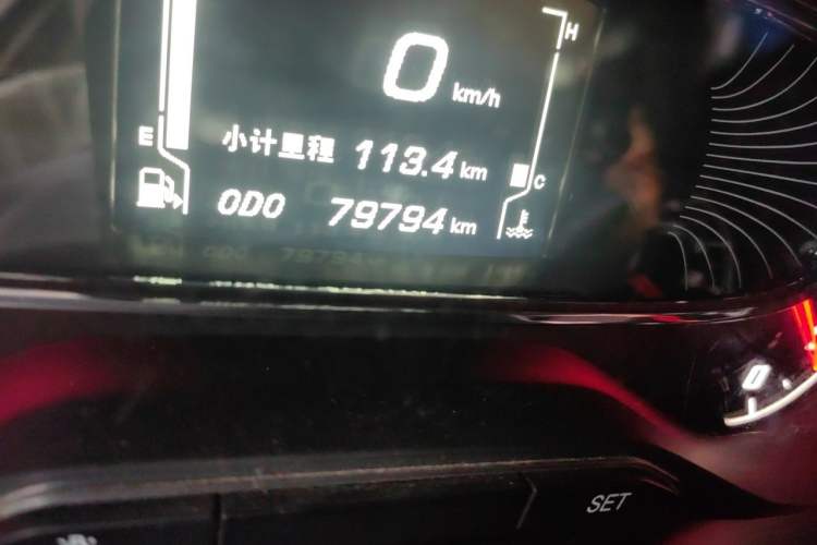Used Baojun 510 2017 1.5L Manual Fashion Model Odometer Close Up