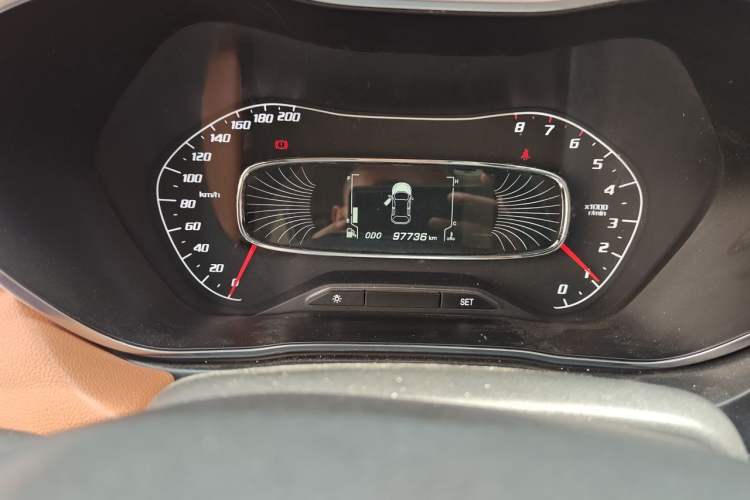 Used Baojun 510 2017 1.5L Manual Luxury Model Odometer Close Up