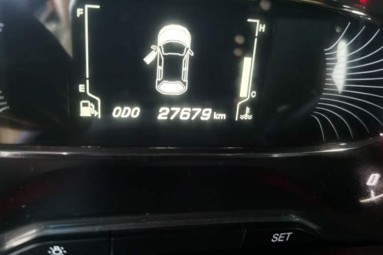 Used Baojun 510 2017 1.5L Manual Fashion Model Odometer Close Up