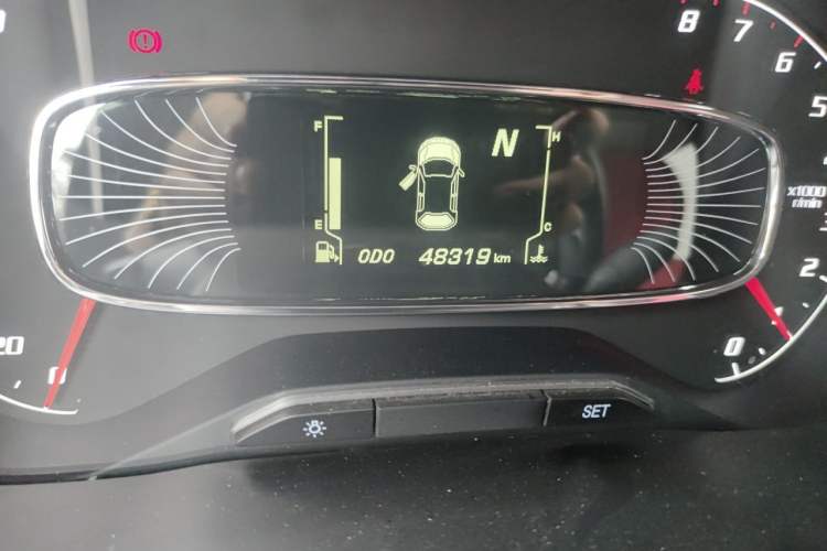 Used Baojun 510 2017 1.5L Automatic Fashion Model Odometer Close Up