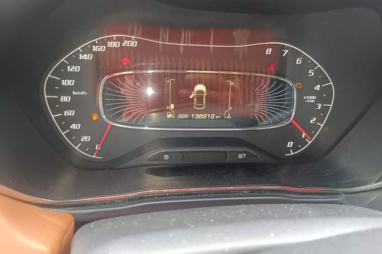 Used Baojun 510 2017 1.5L Manual Luxury Model Odometer Close Up