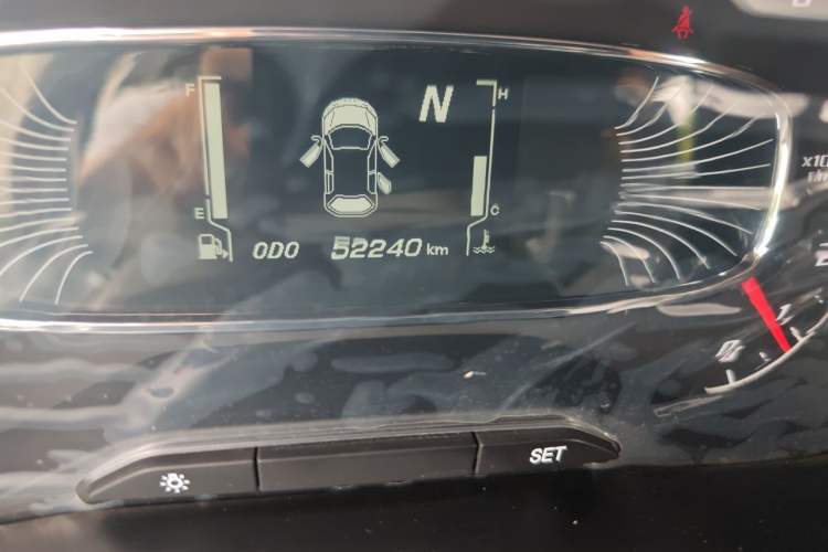 Used Baojun 510 2017 1.5L Automatic Fashion Model Odometer Close Up