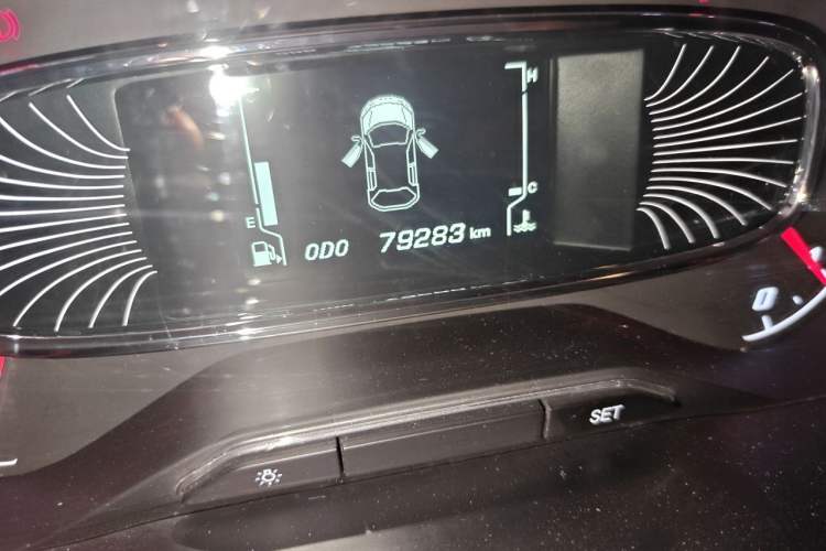 Used Baojun 510 2017 1.5L Manual Luxury Model Odometer Close Up