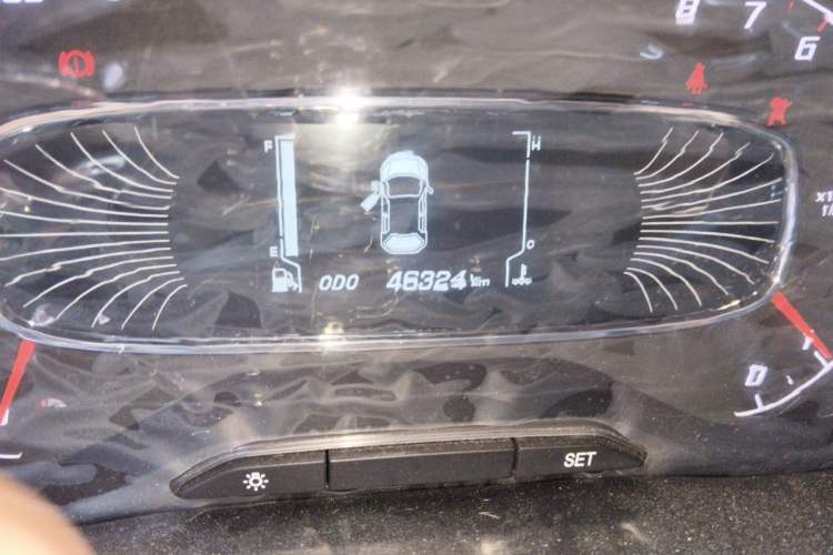 Used Baojun 510 2017 1.5L Manual Luxury Model Odometer Close Up
