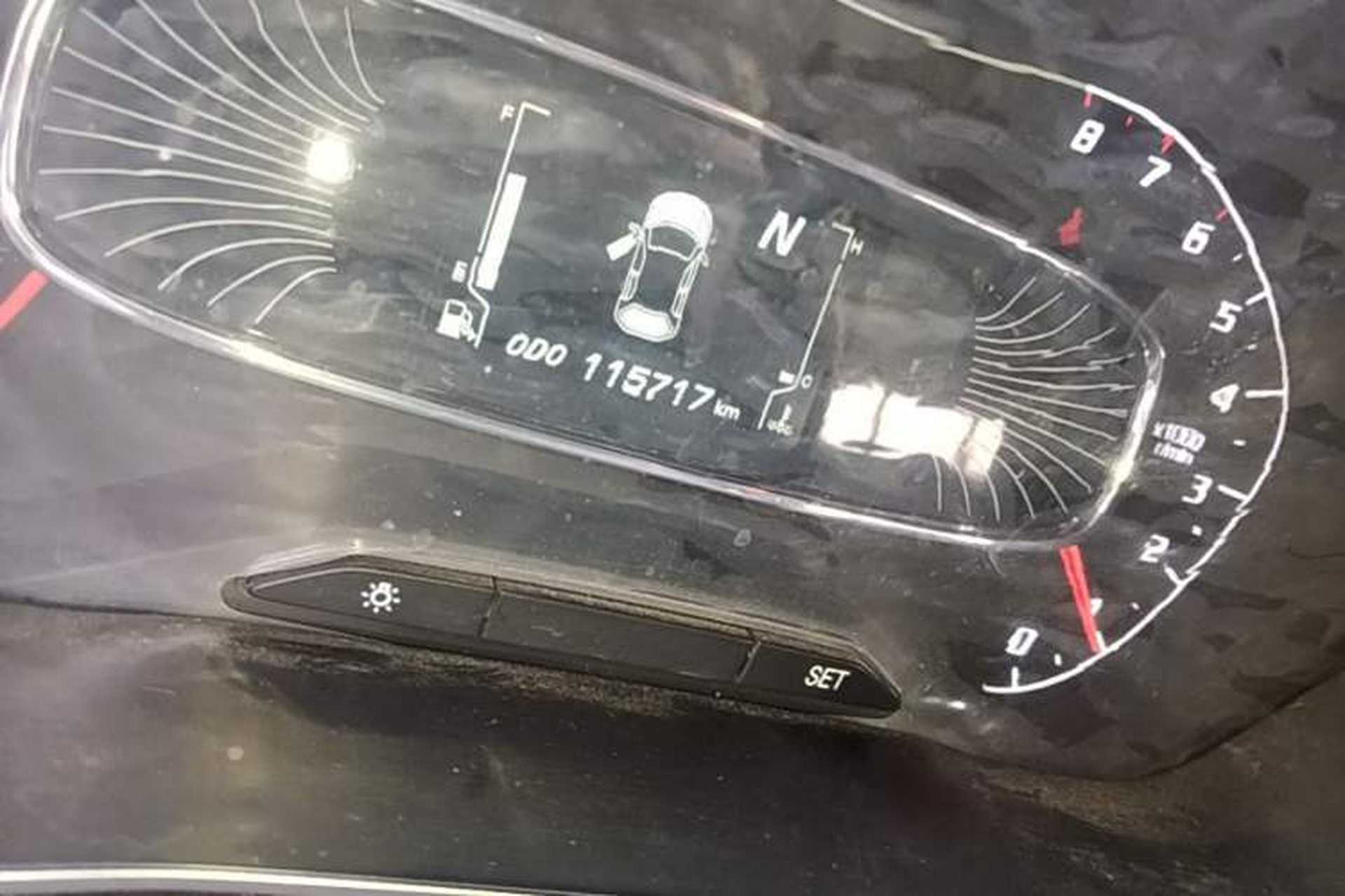Used Baojun 510 2017 1.5L Automatic Fashion Model Odometer Close Up