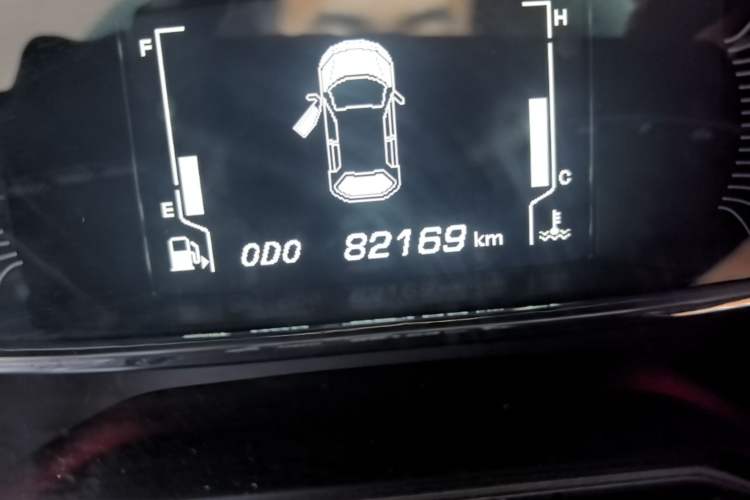 Used Baojun 510 2017 1.5L Manual Luxury Model Odometer Close Up