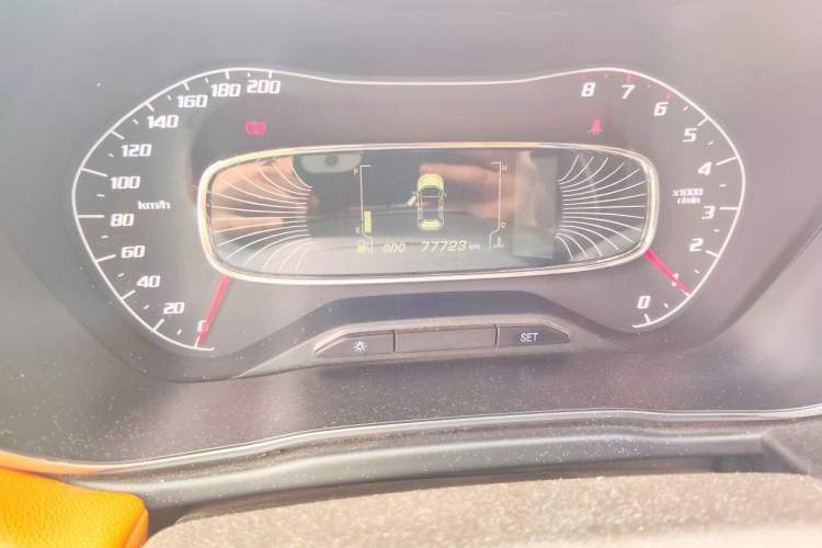 Used Baojun 510 2017 1.5L Manual Luxury Model Odometer Close Up