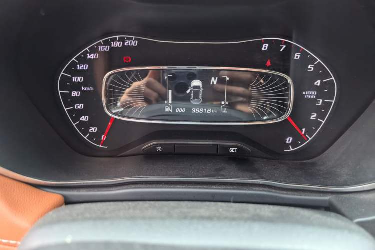 Used Baojun 510 2017 1.5L Automatic Luxury Model Odometer Close Up