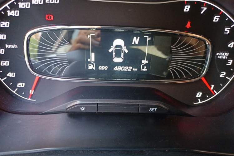 Used Baojun 510 2017 1.5L Automatic Luxury Model Odometer Close Up