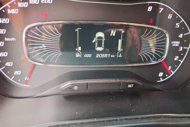 Used Baojun 510 2017 1.5L Automatic Luxury Model Odometer Close Up