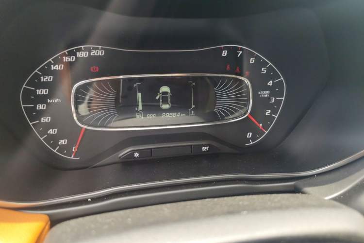 Used Baojun 510 2017 1.5L Manual Luxury Model Odometer Close Up