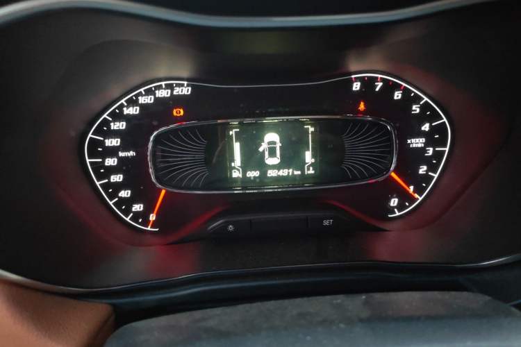 Used Baojun 510 2017 1.5L Manual Luxury Model Odometer Close Up