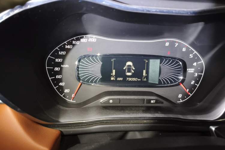 Used Baojun 510 2017 1.5L Manual Luxury Model Odometer Close Up