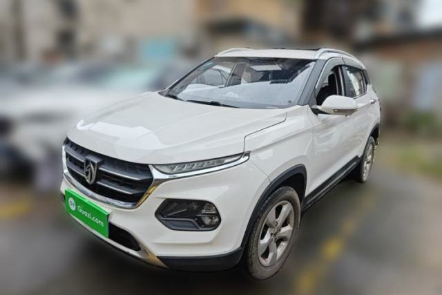 Used Baojun 510 2017 1.5L Manual Fashion Model