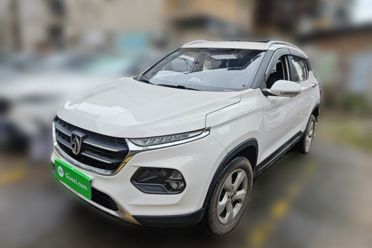 Used Baojun 510 2017 1.5L Manual Fashion Model Guazi used car, China used car export, Used car for sale, Used cars, Cheapest cars for sale