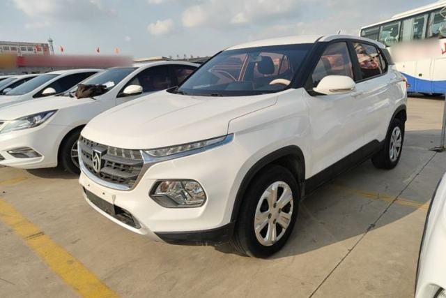 Used Baojun 510 2017 1.5L manual Comfort trim