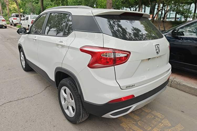 Used Baojun 510 2017 1.5L manual Comfort trim Rear Left 45 Deg