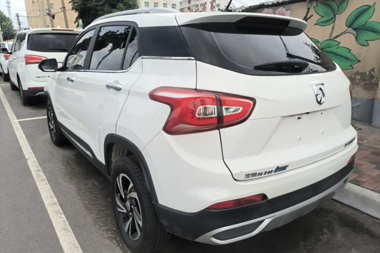 Used Baojun 510 2017 1.5L Automatic Fashion Model Rear Left 45 Deg