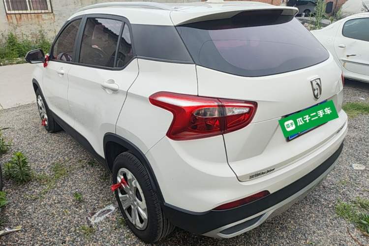 Used Baojun 510 2017 1.5L manual Comfort trim Rear Left 45 Deg