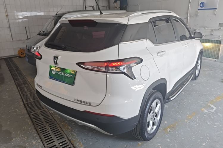 Used Baojun 510 2017 1.5L manual Comfort trim Rear Right 45 Deg