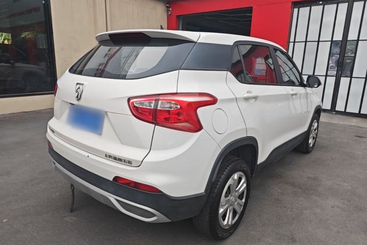 Used Baojun 510 2017 1.5L manual Comfort trim Rear Right 45 Deg