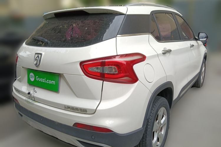 Used Baojun 510 2017 1.5L manual Comfort trim Rear Right 45 Deg