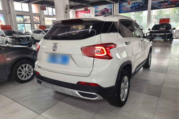 Used Baojun 510 2017 1.5L Automatic Fashion Model Rear Right 45 Deg