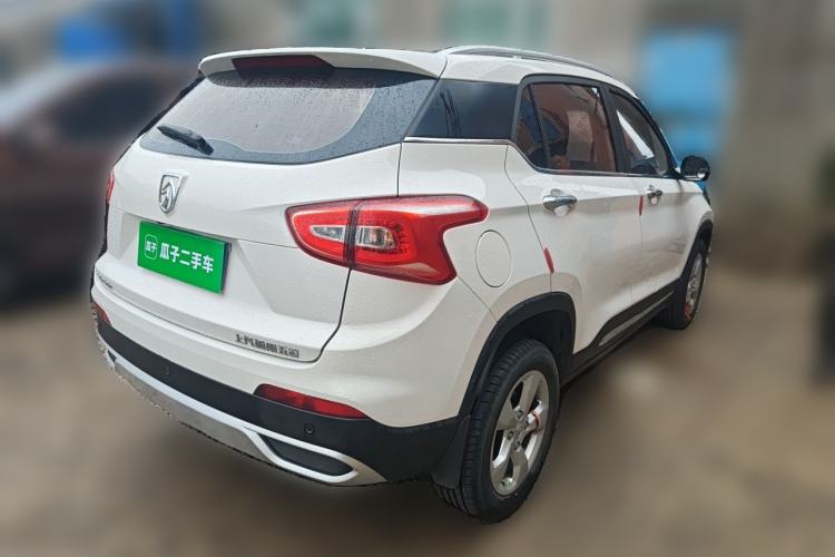 Used Baojun 510 2017 1.5L manual Comfort trim Rear Right 45 Deg
