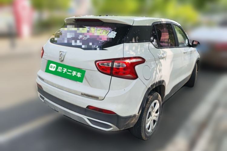 Used Baojun 510 2017 1.5L manual Comfort trim Rear Right 45 Deg