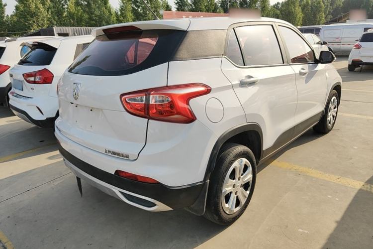 Used Baojun 510 2017 1.5L manual Comfort trim Rear Right 45 Deg
