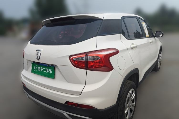 Used Baojun 510 2017 1.5L manual Comfort trim Rear Right 45 Deg
