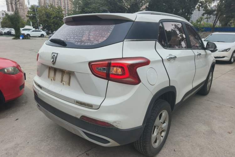 Used Baojun 510 2017 1.5L Automatic Fashion Model Rear Right 45 Deg