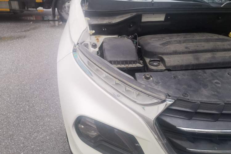 Used Baojun 510 2017 1.5L Automatic Luxury Model Right Front Headlight