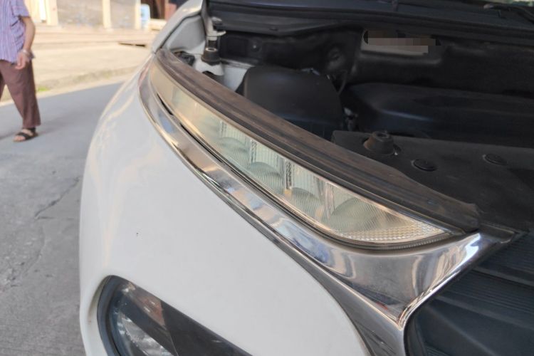 Used Baojun 510 2017 1.5L Automatic Luxury Model Right Front Headlight