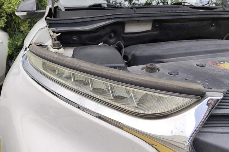 Used Baojun 510 2017 1.5L Automatic Luxury Model Right Front Headlight