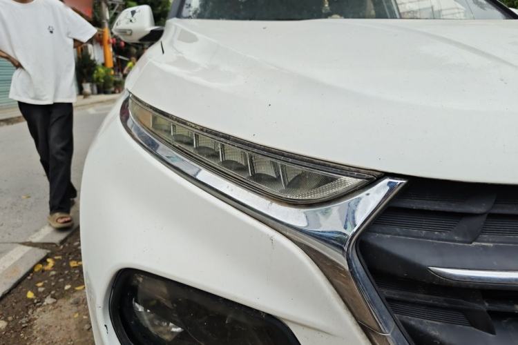 Used Baojun 510 2017 1.5L Manual Fashion Model Right Front Headlight