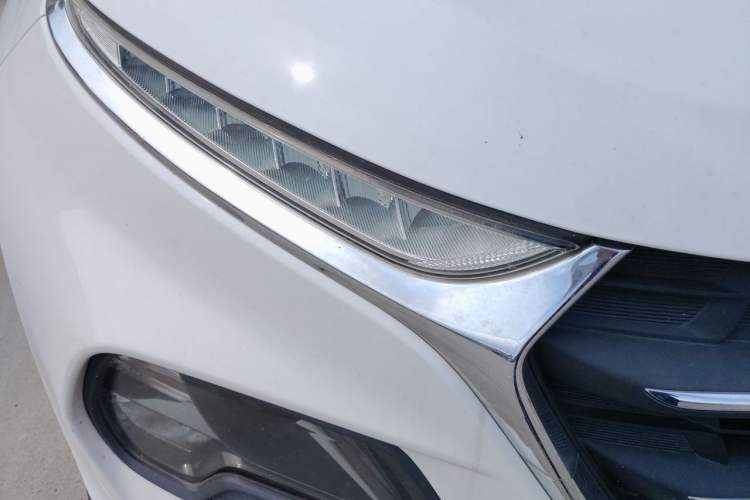 Used Baojun 510 2017 1.5L Manual Luxury Model Right Front Headlight