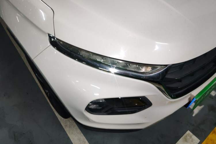 Used Baojun 510 2017 1.5L Automatic Luxury Model Right Front Headlight
