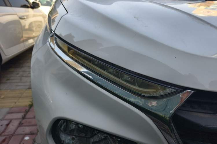 Used Baojun 510 2017 1.5L manual Comfort trim Right Front Headlight