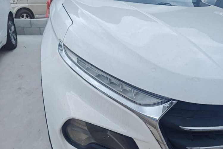 Used Baojun 510 2017 1.5L Manual Fashion Model Right Front Headlight