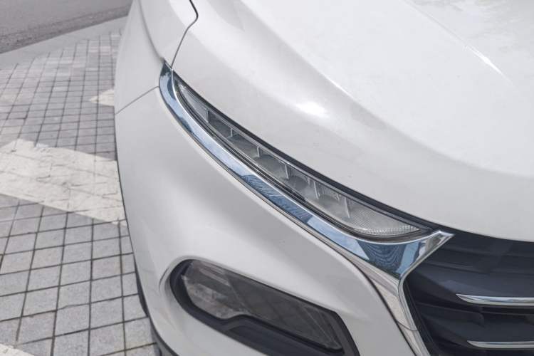 Used Baojun 510 2017 1.5L Automatic Luxury Model Right Front Headlight