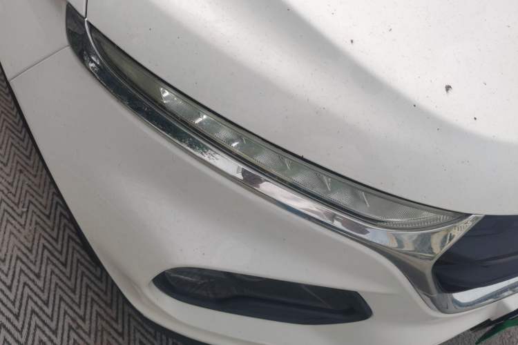 Used Baojun 510 2017 1.5L Automatic Luxury Model Right Front Headlight
