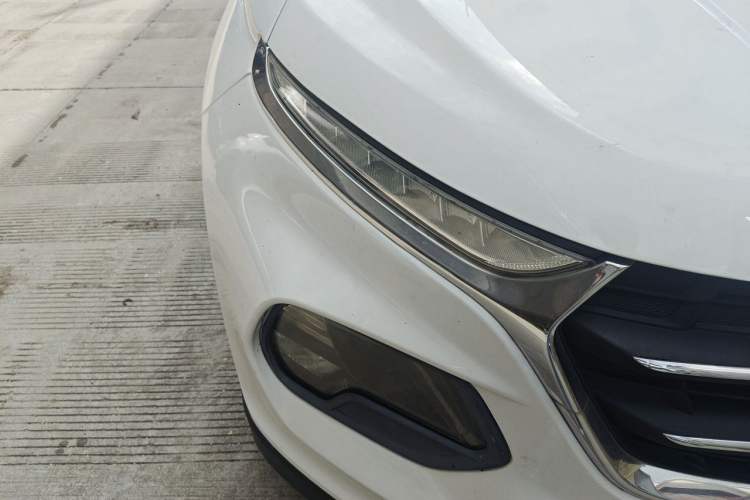 Used Baojun 510 2017 1.5L Manual Luxury Model Right Front Headlight