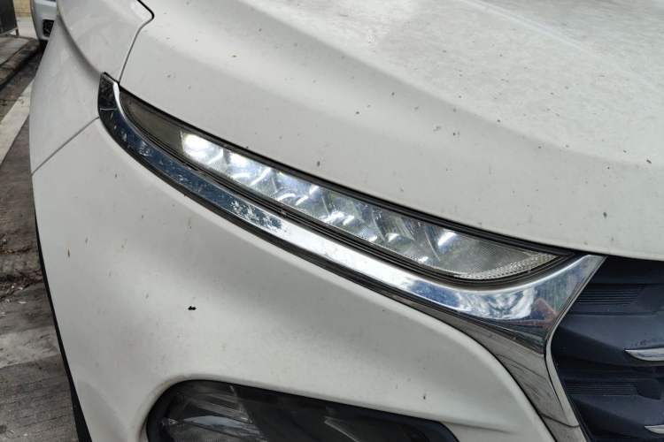 Used Baojun 510 2017 1.5L Automatic Luxury Model Right Front Headlight