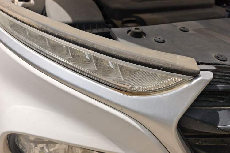 Used Baojun 510 2017 1.5L manual Comfort trim Right Front Headlight