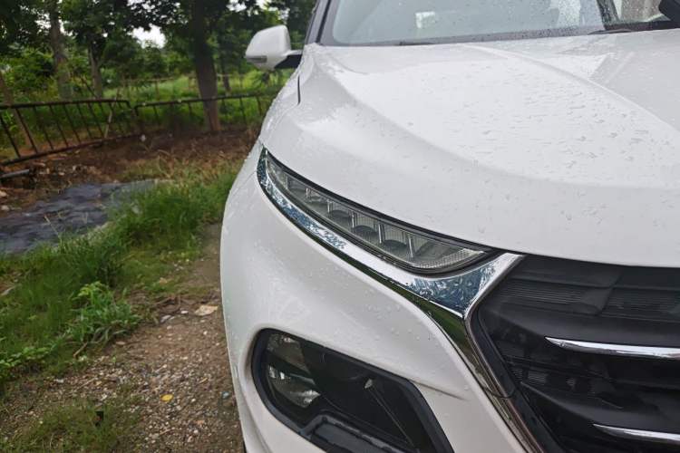 Used Baojun 510 2017 1.5L Manual Fashion Model Right Front Headlight