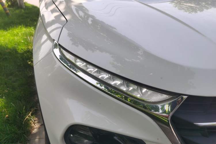 Used Baojun 510 2017 1.5L Manual Fashion Model Right Front Headlight