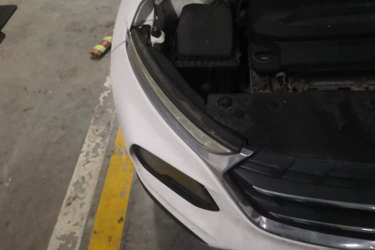 Used Baojun 510 2017 1.5L Manual Luxury Model Right Front Headlight